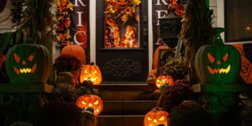 Decoraciones de Halloween en una tienda