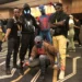 Cosplayer disfrazado de Spider-Man