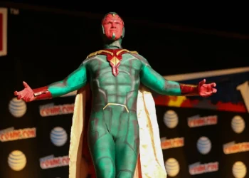 Cosplay de Visión, el personaje de Marvel